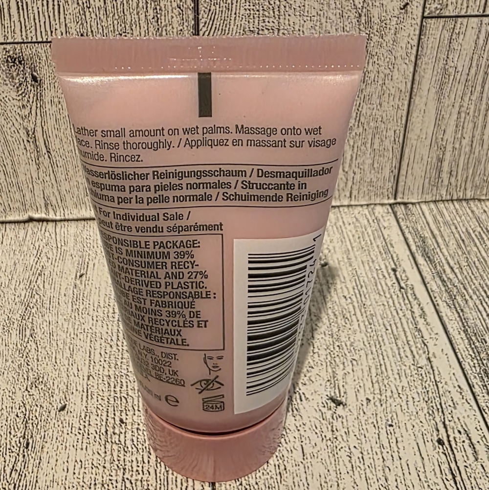 Clinique Pink All About Clean Rinse-Off Foaming Cleanser - Picture 2 of 2